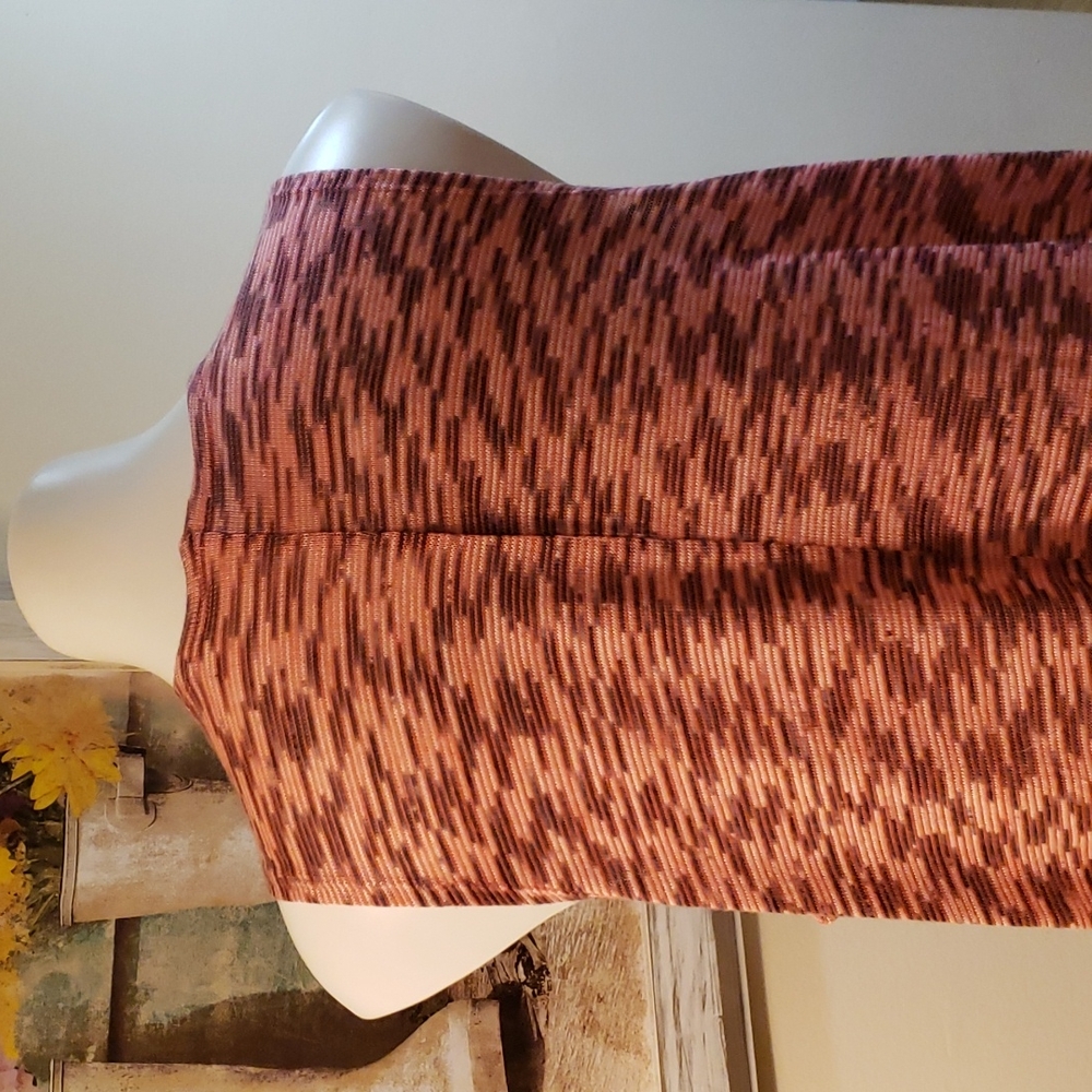 LuLaRoe Sweater - Picture 7 of 9